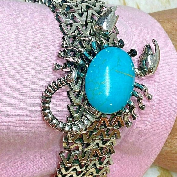 ICON Jewelry - Western Scorpion Turquoise Pendant Chain Bracelet